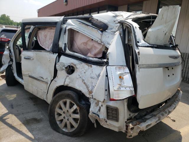 Photo 2 from auction – 2016 CHRYSLER TOWN & COU with VIN 2C4RC1BG2GR166454