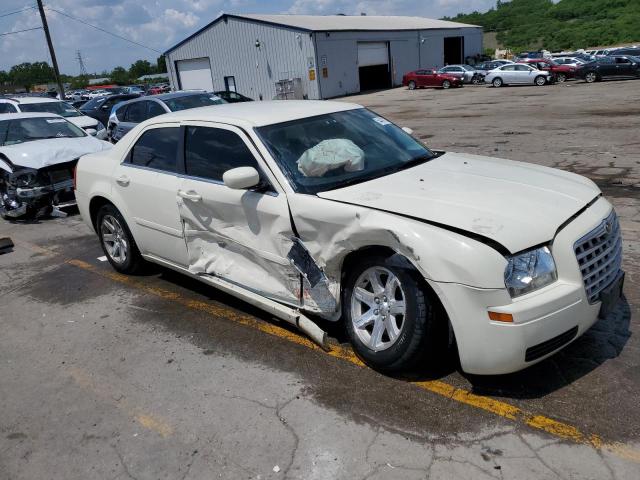Photo 4 from auction – 2006 CHRYSLER 300 with VIN 2C3LA43R26H251655