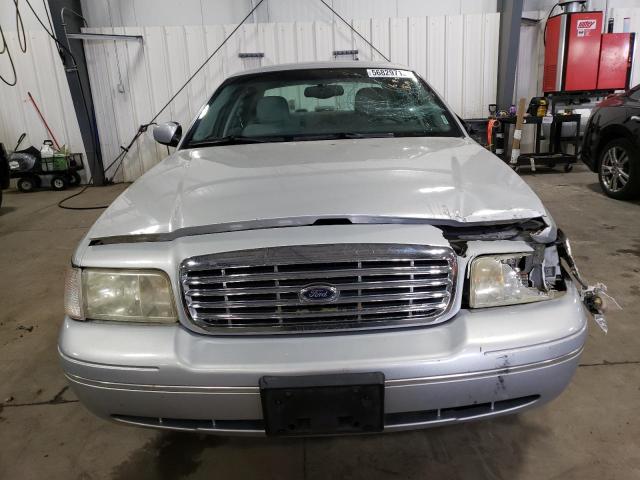 Photo 5 from auction – 2003 FORD CROWN VICT with VIN 2FAFP74W33X155103