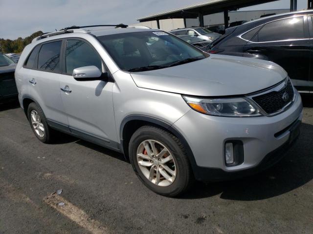 Photo 4 from auction – 2014 KIA SORENTO with VIN 5XYKT4A6XEG492905