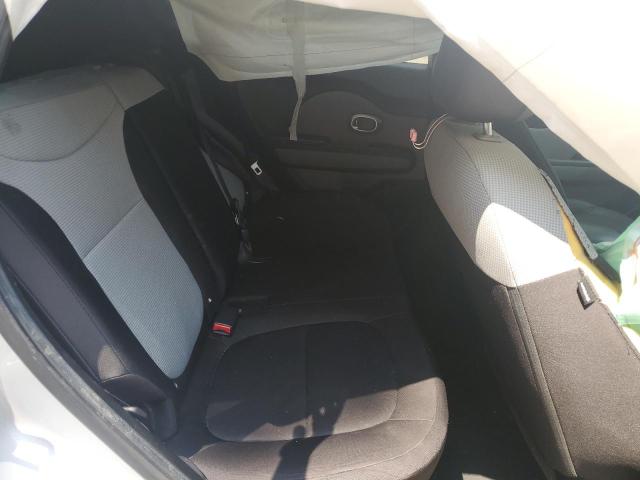 Photo 10 from auction – 2016 KIA SOUL with VIN KNDJN2A29G7854987