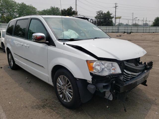 Photo 4 from auction – 2014 CHRYSLER TOWN & COU with VIN 2C4RC1CG7ER215160