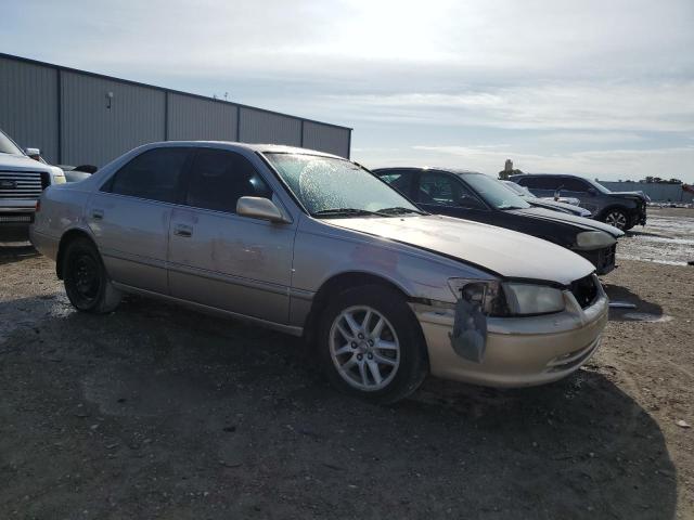 Photo 4 from auction – 2000 TOYOTA CAMRY LE with VIN 4T1BF28K7YU944189