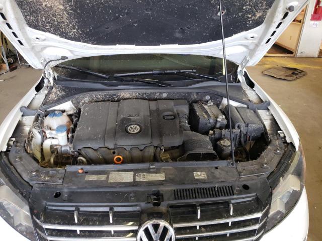 Photo 11 from auction – 2013 VOLKSWAGEN PASSAT SEL with VIN 1VWCH7A30DC044332
