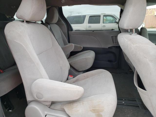 Photo 11 from auction – 2015 TOYOTA SIENNA LE with VIN 5TDKK3DC9FS659256