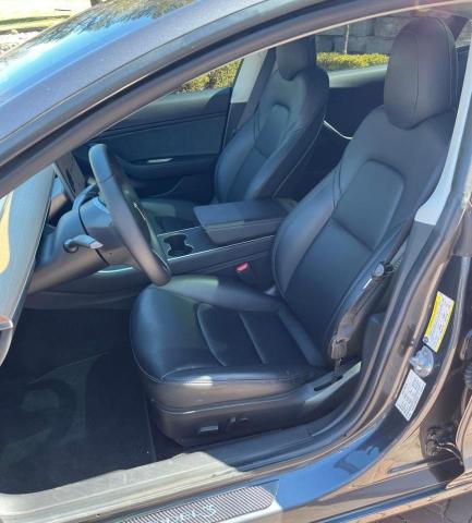 Photo 5 from auction – 2019 TESLA MODEL 3 with VIN 5YJ3E1EB0KF520718