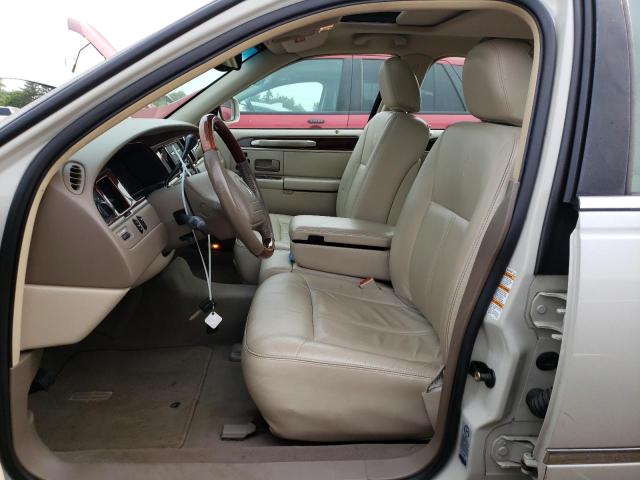 Photo 7 from auction – 2004 LINCOLN TOWN CAR U with VIN 1LNHM83W74Y601298