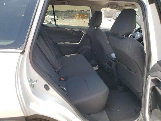 Photo 10 from auction – 2021 TOYOTA RAV4 LE with VIN 2T3F1RFV7MW192727