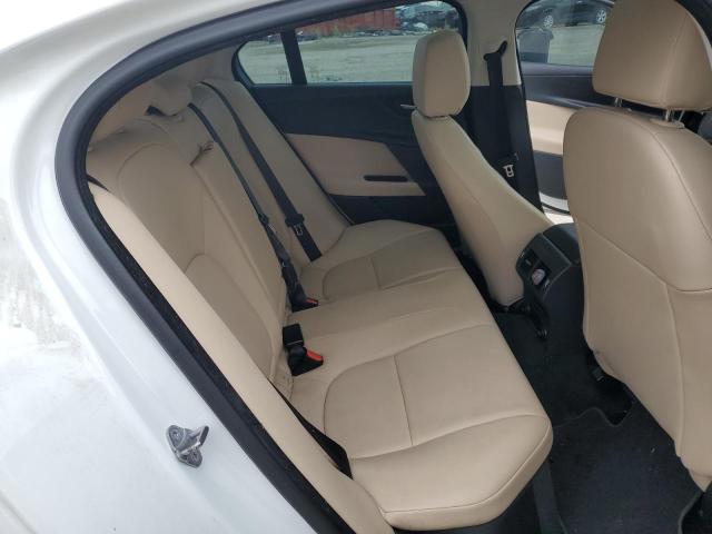 Photo 10 from auction – 2017 JAGUAR XE PREMIUM with VIN SAJAJ4BN4HA956820