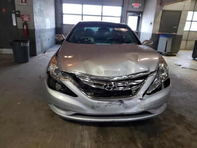 Photo 5 from auction – 2013 HYUNDAI SONATA SE with VIN 5NPEC4AC2DH657243