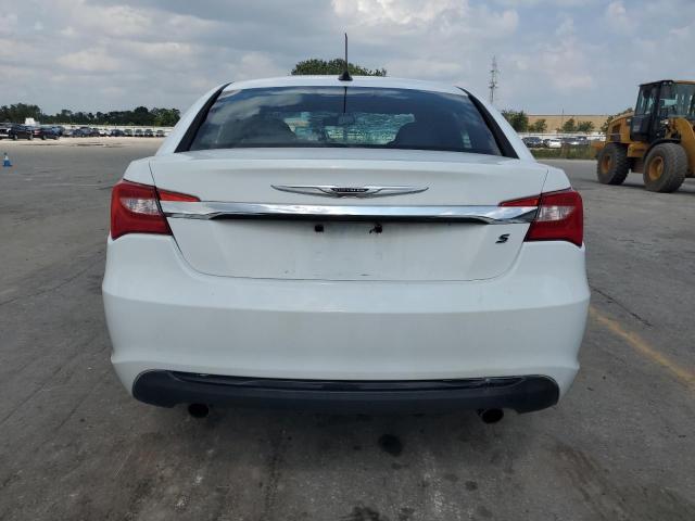 Photo 6 from auction – 2011 CHRYSLER 200 S with VIN 1C3BC8FG2BN615629