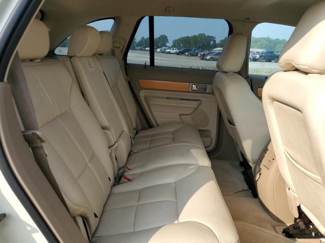 Photo 10 from auction – 2007 LINCOLN MKX with VIN 2LMDU68C27BJ36386