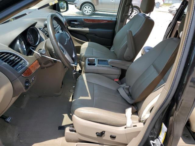 Photo 7 from auction – 2016 CHRYSLER TOWN & COU with VIN 2C4RC1BGXGR237982