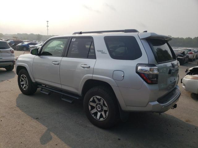 Photo 2 from auction – 2023 TOYOTA 4RUNNER SE with VIN JTERU5JR2P6117703