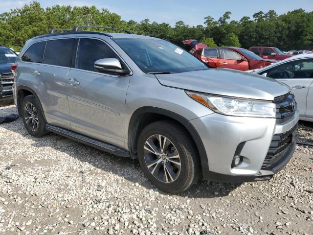 Photo 4 from auction – 2019 TOYOTA HIGHLANDER with VIN 5TDZARFH6KS055378
