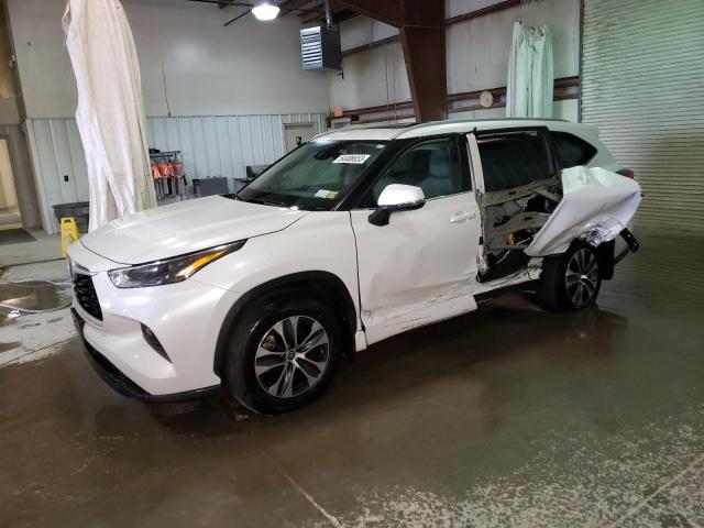 TOYOTA HIGHLANDER 2023 with VIN 5TDKDRBH3PS012977 - Photo from auction