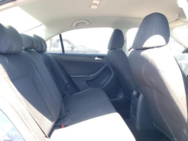 Photo 10 from auction – 2016 VOLKSWAGEN JETTA S with VIN 3VW267AJ0GM244355