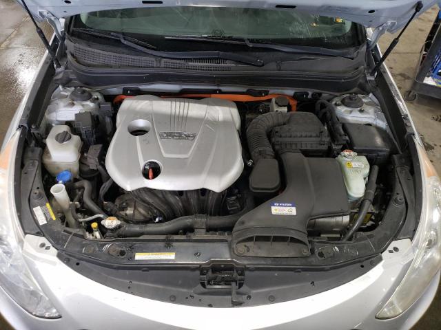 Photo 11 from auction – 2012 HYUNDAI SONATA HYB with VIN KMHEC4A45CA055155