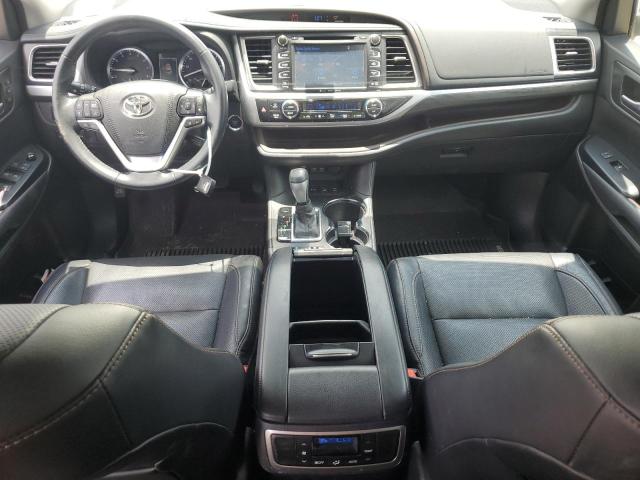 Photo 8 from auction – 2017 TOYOTA HIGHLANDER with VIN 5TDDZRFH7HS471340