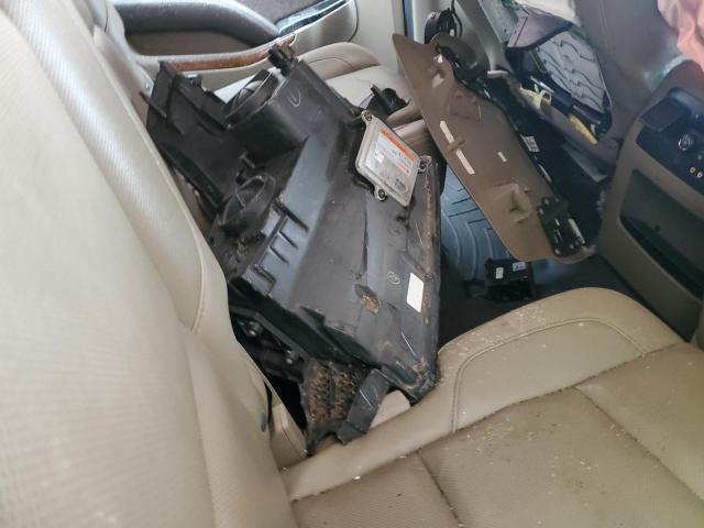 Photo 11 from auction – 2015 CHEVROLET SUBURBAN C with VIN 1GNSCKKC4FR728399