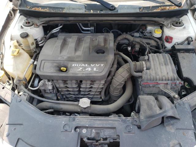 Photo 11 from auction – 2011 CHRYSLER 200 LIMITE with VIN 1C3BC2FBXBN548294