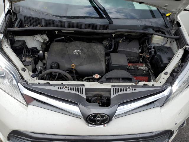 Photo 12 from auction – 2018 TOYOTA SIENNA XLE with VIN 5TDDZ3DC5JS201856