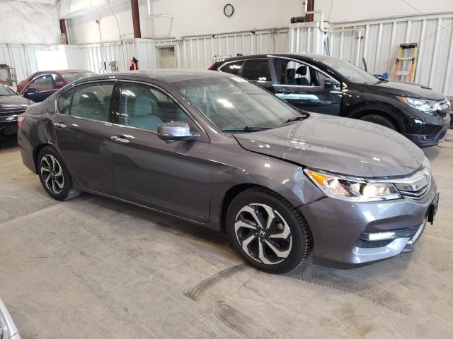 Photo 4 from auction – 2017 HONDA ACCORD EXL with VIN 1HGCR3F80HA043858