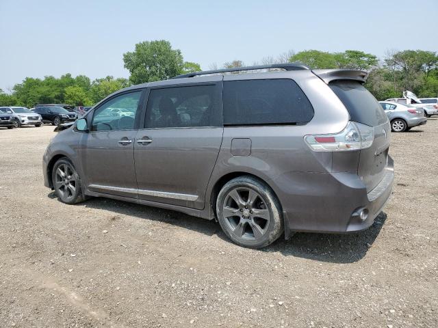 Photo 2 from auction – 2017 TOYOTA SIENNA SE with VIN 5TDXZ3DC0HS896660