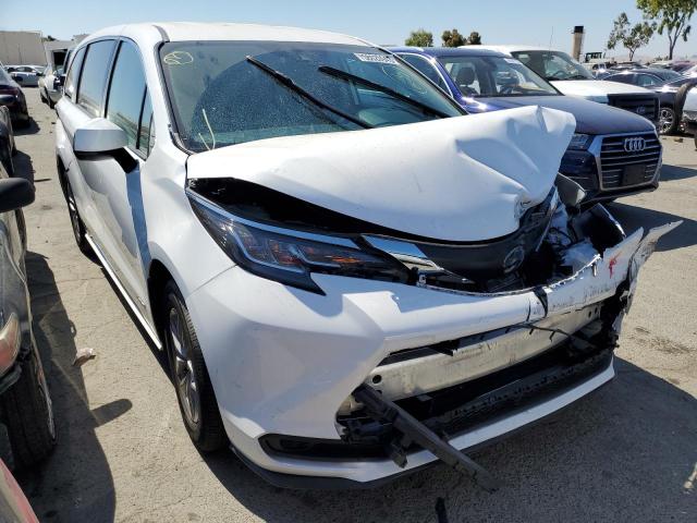 Photo 4 from auction – 2021 TOYOTA SIENNA LE with VIN 5TDKRKEC9MS032588