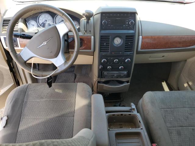 Photo 8 from auction – 2008 CHRYSLER TOWN & COU with VIN 2A8HR54P28R115075