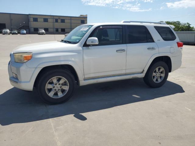 TOYOTA 4RUNNER SR 2011 с VIN JTEZU5JR4B5016533 - Снимка от търг