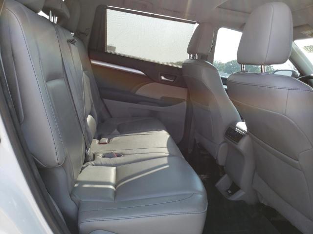 Photo 10 from auction – 2015 TOYOTA HIGHLANDER with VIN 5TDJKRFH2FS221282