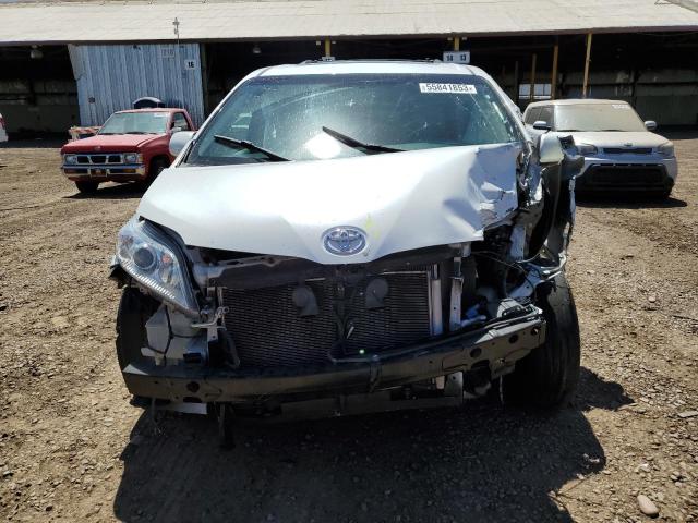 Photo 5 from auction – 2015 TOYOTA SIENNA XLE with VIN 5TDYK3DC5FS587790