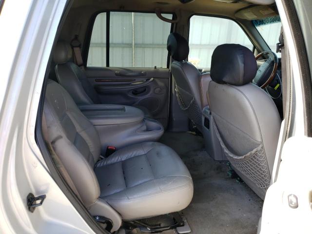 Photo 11 from auction – 1998 LINCOLN NAVIGATOR with VIN 5LMPU28L8WLJ45767