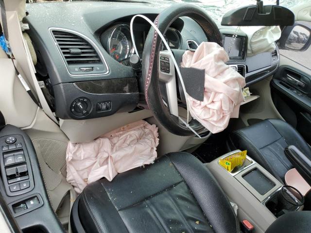 Photo 8 from auction – 2014 CHRYSLER TOWN & COU with VIN 2C4RC1BG7ER399050