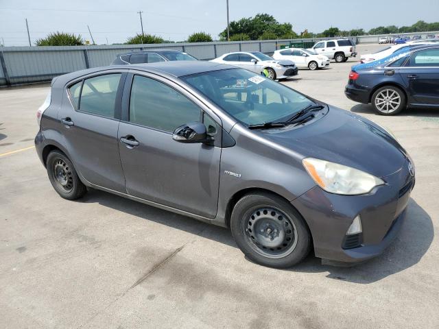Photo 4 from auction – 2013 TOYOTA PRIUS C with VIN JTDKDTB35D1552714