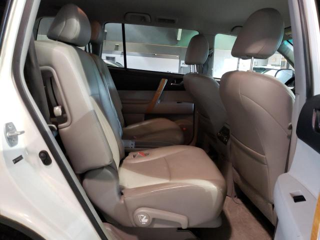Photo 11 from auction – 2009 TOYOTA HIGHLANDER with VIN JTEEW44A992031775