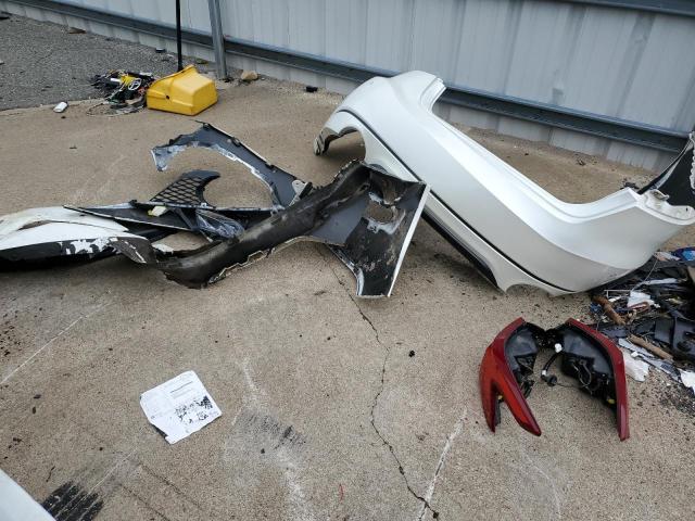 Photo 12 from auction – 2016 NISSAN MAXIMA 3.5 with VIN 1N4AA6AP3GC437859