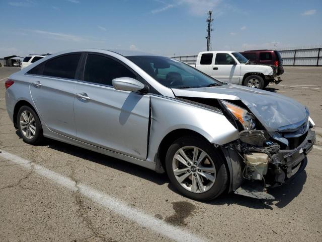 Photo 4 from auction – 2013 HYUNDAI SONATA GLS with VIN 5NPEB4AC6DH590956