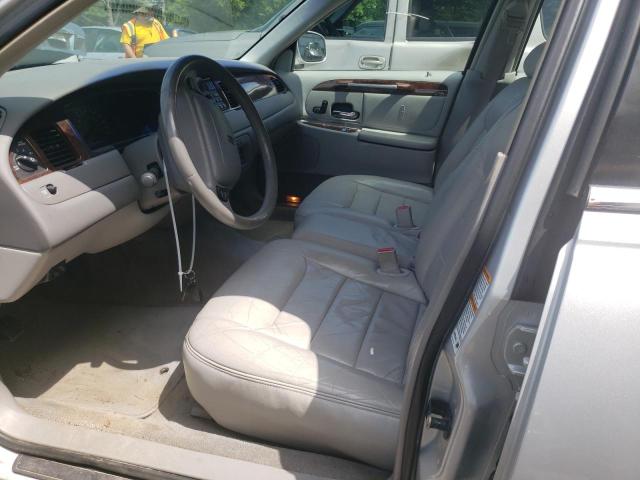 Photo 7 from auction – 2000 LINCOLN TOWN CAR E with VIN 1LNHM81W7YY880356