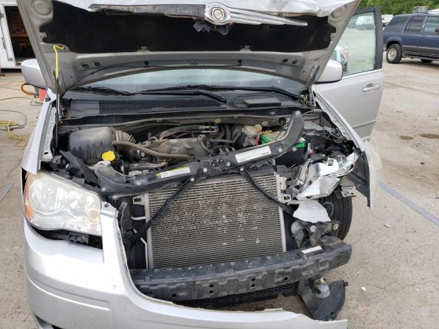Photo 12 from auction – 2010 CHRYSLER TOWN & COU with VIN 2A4RR5D11AR423202