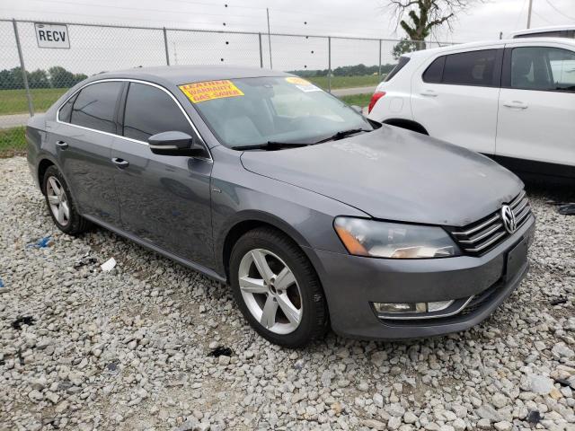 Photo 4 from auction – 2015 VOLKSWAGEN PASSAT S with VIN 1VWAS7A3XFC120103