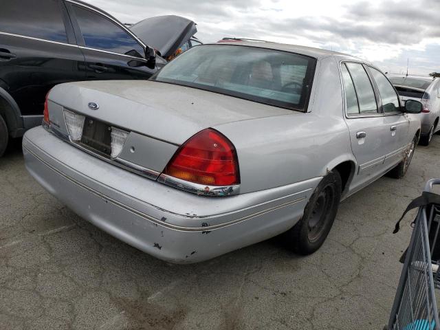 Photo 3 from auction – 2001 FORD CROWN VICT with VIN 2FAFP73W71X110535