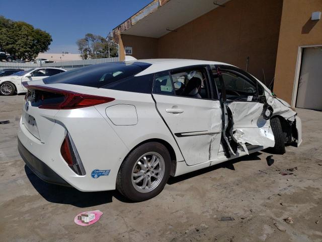 Photo 3 from auction – 2017 TOYOTA PRIUS PRIM with VIN JTDKARFP9H3059346