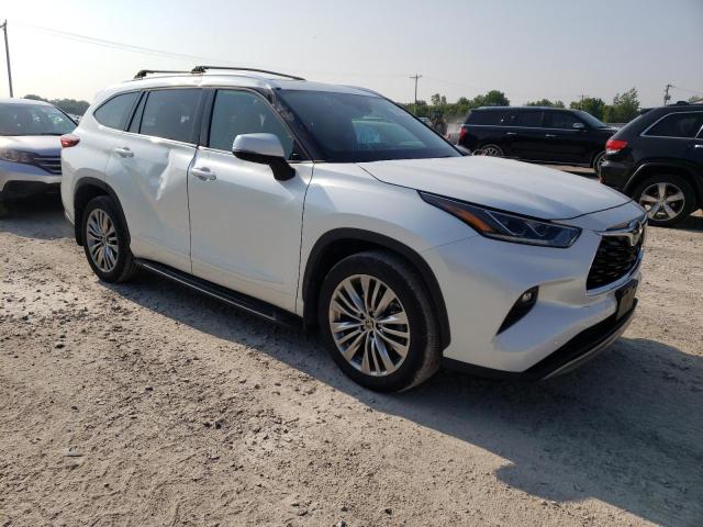 Photo 4 from auction – 2022 TOYOTA HIGHLANDER with VIN 5TDFZRBH6NS199888