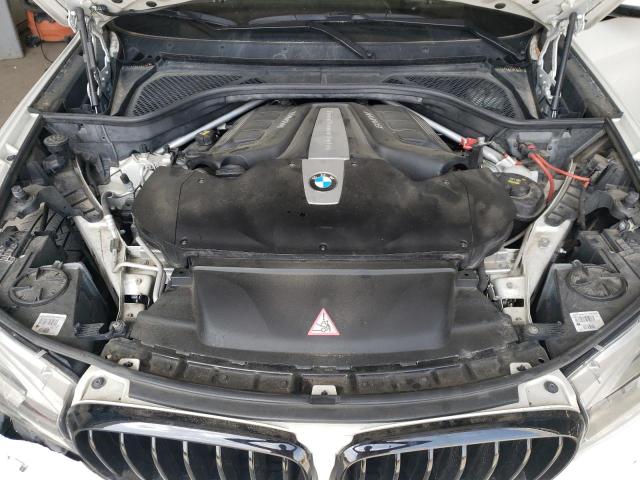 Photo 12 from auction – 2015 BMW X5 XDRIVE5 with VIN 5UXKR6C59F0J74570