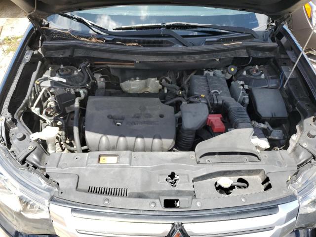 Photo 12 from auction – 2015 MITSUBISHI OUTLANDER with VIN JA4AD3A38FZ008378