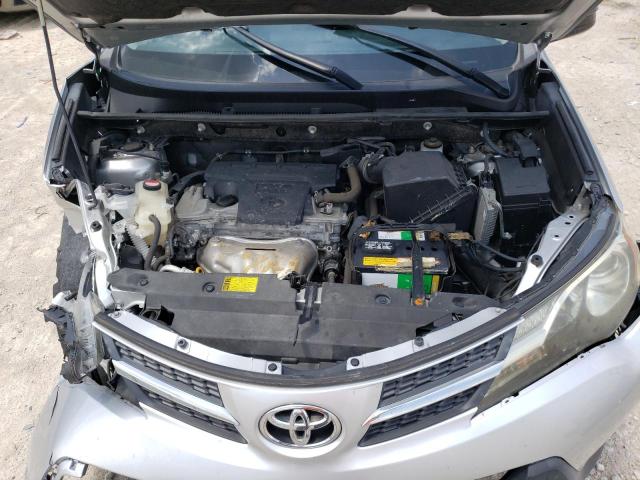 Photo 12 from auction – 2014 TOYOTA RAV4 LE with VIN JTMZFREVXEJ016559