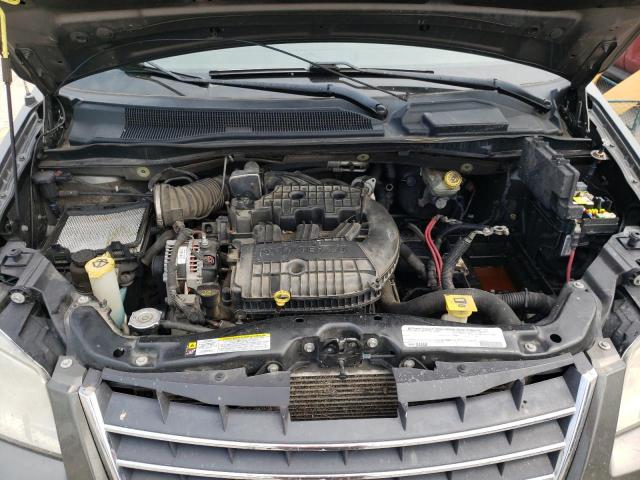 Photo 12 from auction – 2010 CHRYSLER TOWN & COU with VIN 2A4RR8DX5AR427758