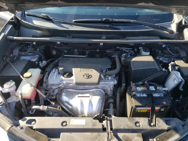 Photo 12 from auction – 2016 TOYOTA RAV4 SE with VIN 2T3JFREV0GW538988